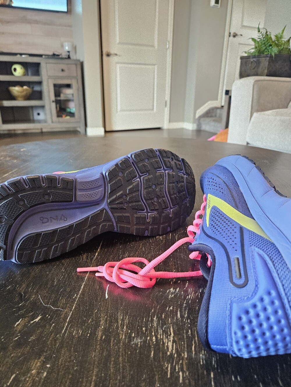 Brooks Trace 2 Women's Running Shoe - Picture 5 of 7
